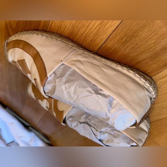 Tory Burch Leather Espadrilles Lonnie Flat Logo Natural Tan Sz 9 - Picture 6 of 9